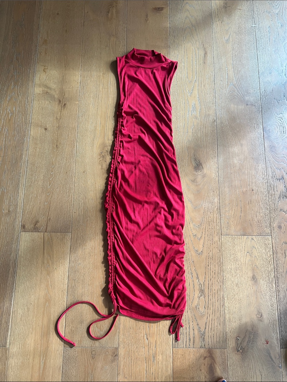 BB Dakota Red Sleeveless Ruched Midi Dress